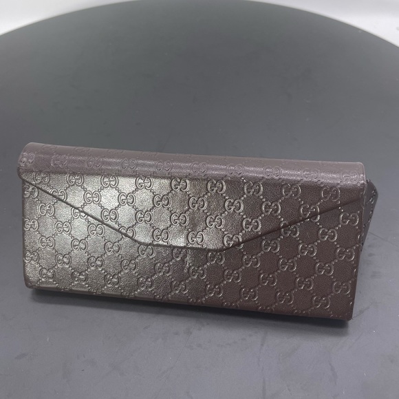 Gucci Classic Sunglasses - Picture 10 of 11